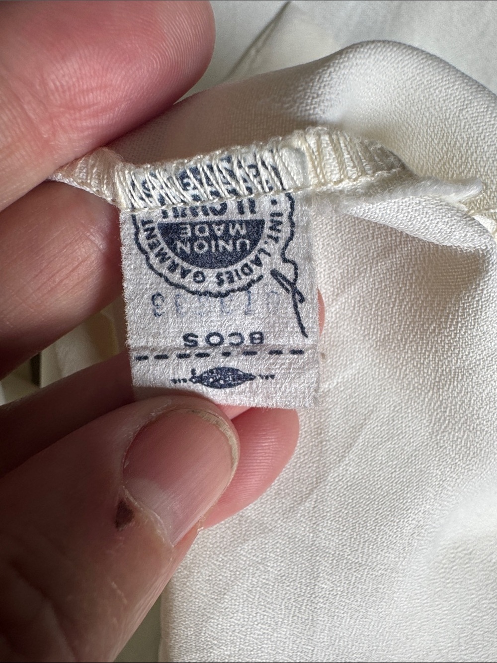 Vintage Sears Roebuck Embroidered V-Neck Long-Sleeve Blouse - Picture 3 of 4